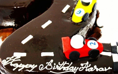 Quality Designer Cakes @ Reasonable Price